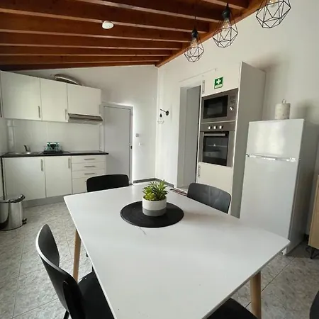 Arco's 2 Ponta Delgada